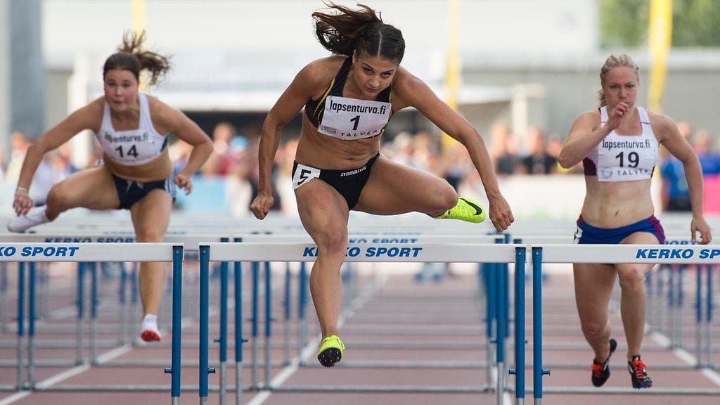 Nooralotta Neziri oli omaa luokkaansa pika-aitojen finaalissa.