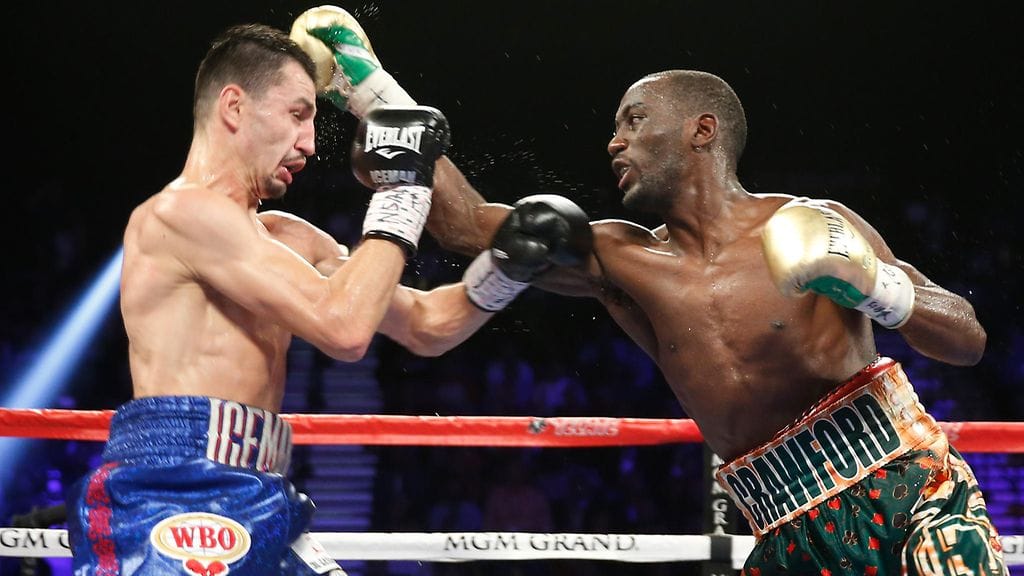 Terence Crawford (oik.) voitti Viktor Postolin yksimielisellä tuomaripäätöksellä.