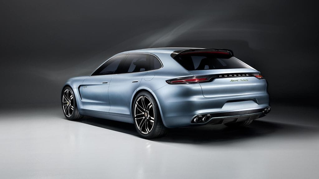 Kuvassa olevaan Porsche Panamera Sport Turismo Conceptiin perustuva farmariauto esitellään syyskuussa Pariisissa.