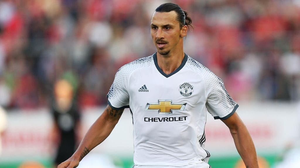 Zlatan Ibrahimovic ManU-paidassa Göteborgissa.