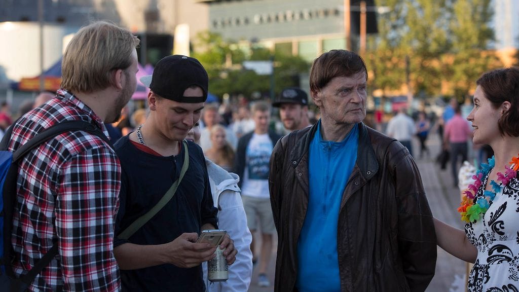 Hirvonen joutui kesällä yhteiskuvia pyytelevien ihmisten piirittämäksi Kotkan Meripäivillä.