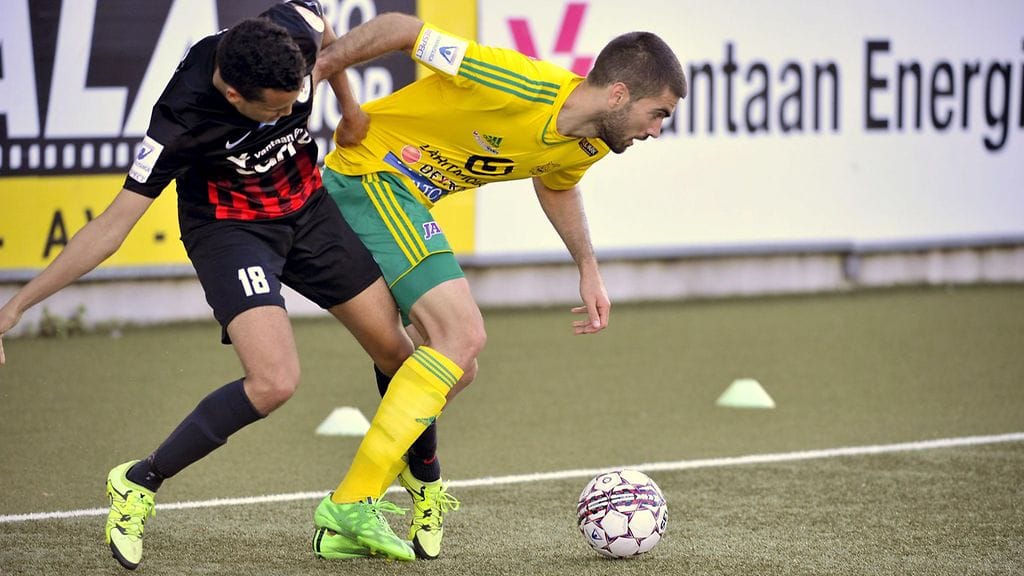 PK-35:n Omar Khary ja Ilveksen Pavle Milosavljevic