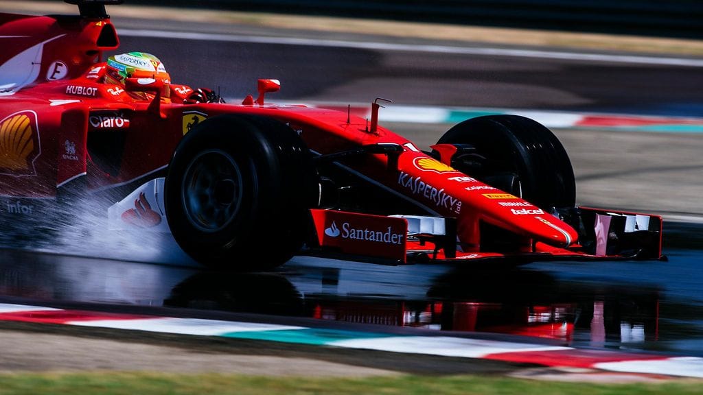 Ferrari testasi Pirellin kauden 2017 leveämpiä renkaita.