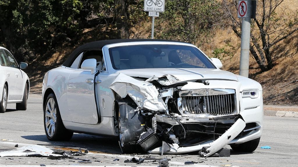 Kris Jenner ajoi kolarin Malibussa