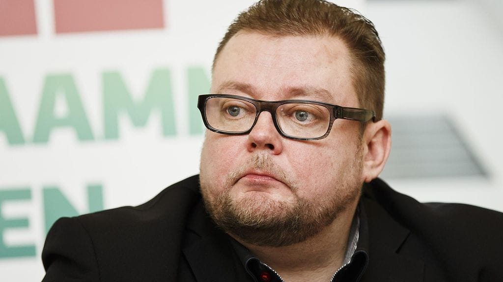 Varajärvi perustelee puolueen vaihtamista vasemmistoliiton linjalla. Arkistokuvassa Varajärvi vuonna 2015.