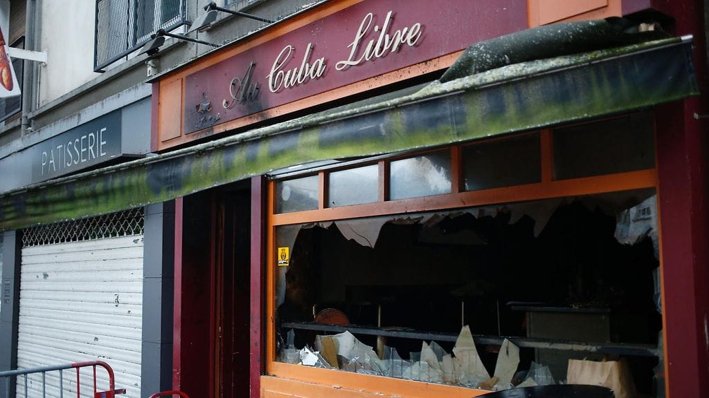 Au Cuba Libre -baarissa syttynyt  palo vaati ainakin 13 kuolonuhria Ranskan Rouenissa.