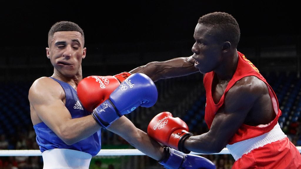 Simplice Fotsala sai iskun perille Galal Yafaita vastaan.