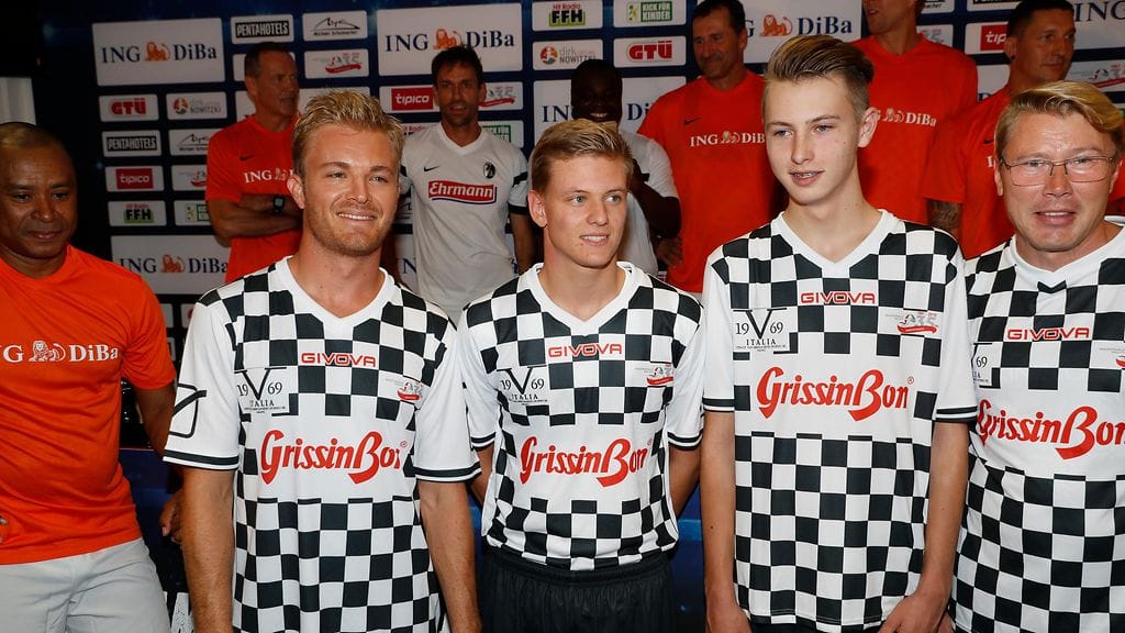 Mika Häkkinen, Mick Schumacher jalkapallo 2016 Hugo Ronan, Aina Julia (3)