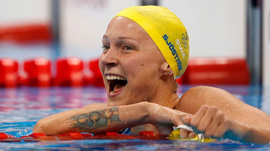 Sarah Sjöström oli omaa luokkaansa 100 metrin perhosuinnissa.