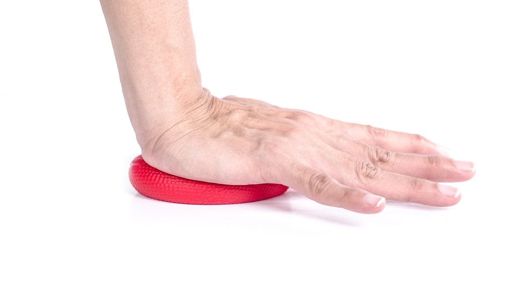 Pallo toimii myös näppäränä kivunlievittäjänä!