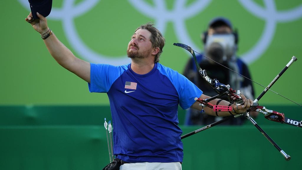 Brady Ellison tunteikkaana olympiapronssin varmistuttua.