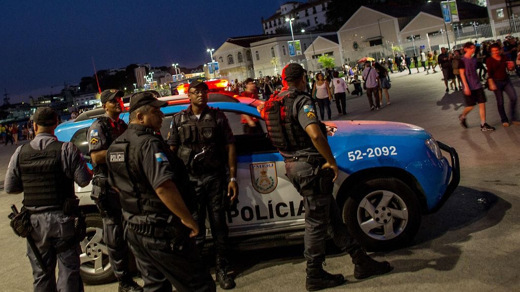 Rion kisojen turvallisuutta valvoo 85 000 viranomaista.