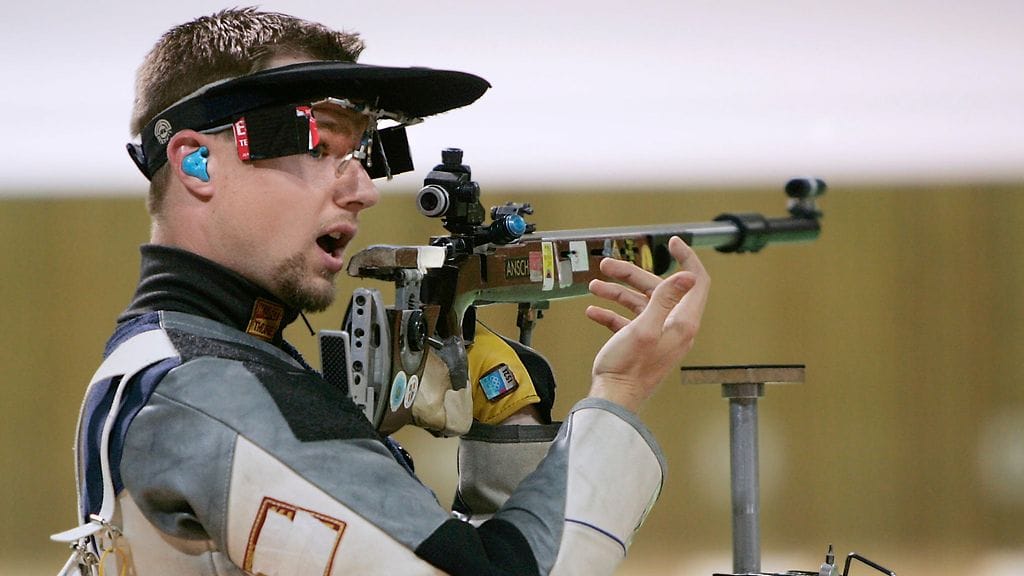 "Minne se luoti meni", mietti Matthew Emmons Ateenassa 2004.