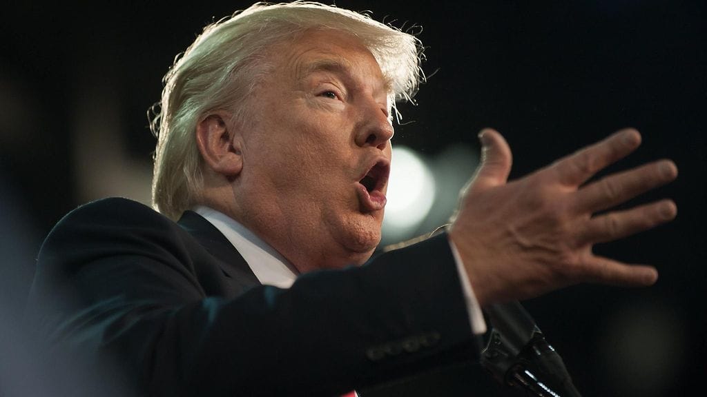 CNN:n tuoreen kyselyn mukaan Trumpin kannatus on 45 prosenttia, kun Clintonin kannatus on 43 prosenttia.