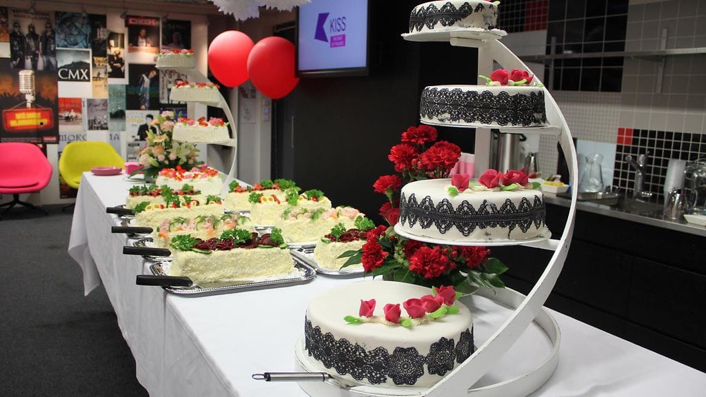 Suomen suurimmat häät kakut