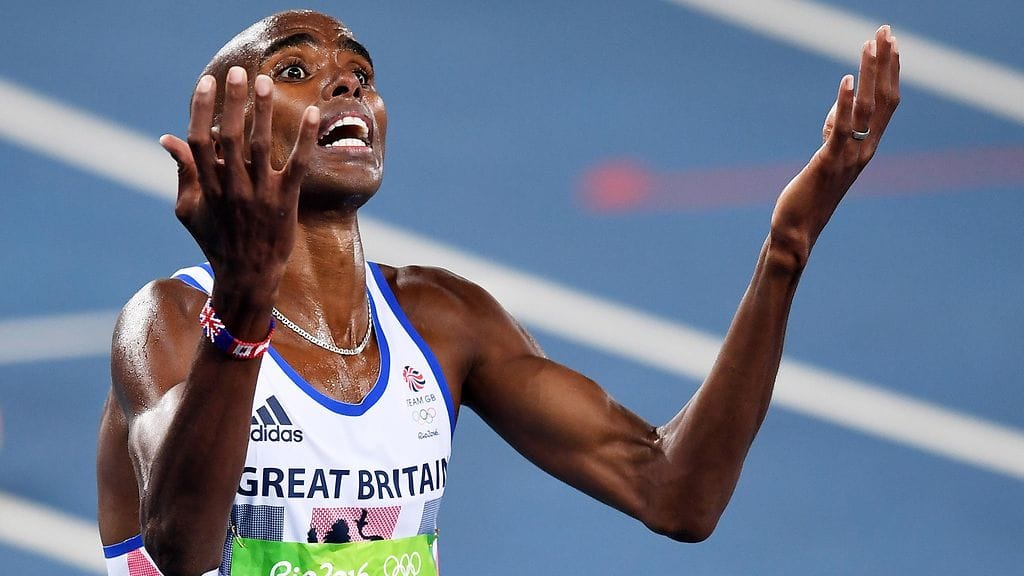 Mo Farah nousi Riossa Lasse Virenin rinnalle.