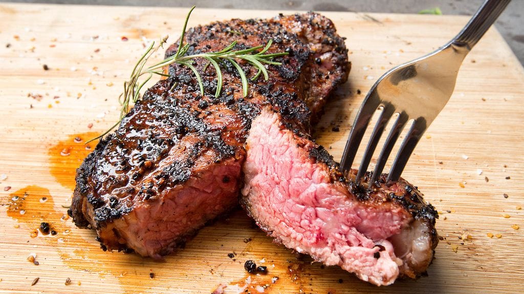 Pihvien mausteena voi kokeilla kahvia.