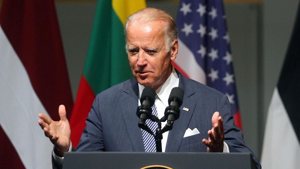 Eilen Joe Biden vieraili Latviassa ja piti puheen Riikassa.