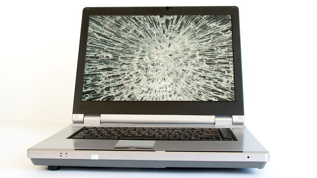 Ruotsalaissivusto auttaa poistamaan käyttäjätilit internetistä käden käänteessä.