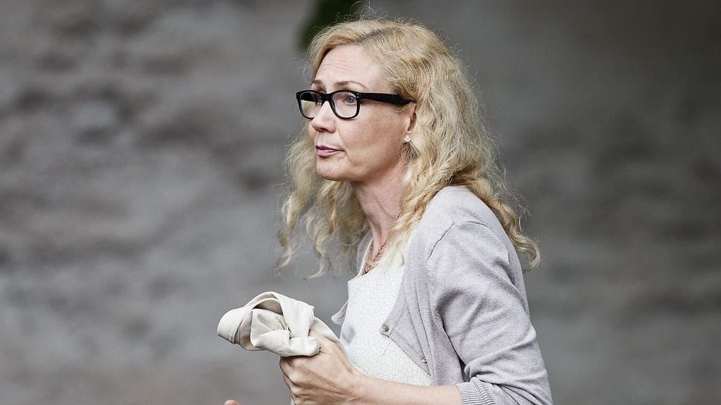 Eri käräjäoikeuksissa on vireillä muitakin Anneli Auerin tietojen urkintaan liittyviä tapauksia.