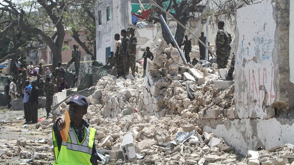 Tuhoisa autopommi-isku tappoi ainakin kymmenen ihmistä Mogadishussa Somaliassa.