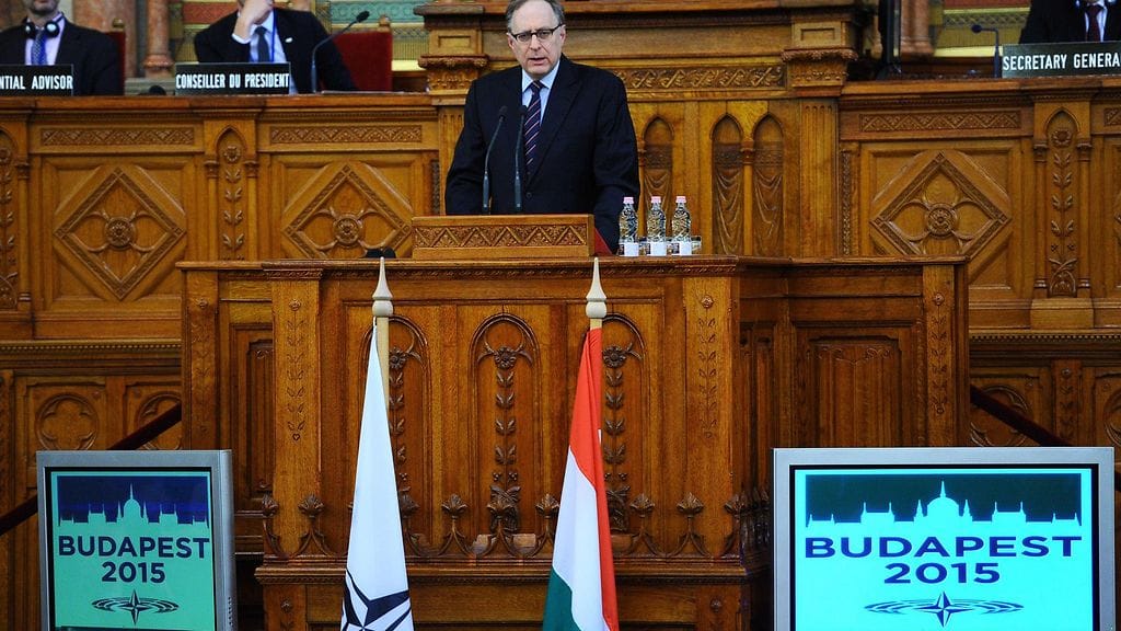 Alexander Vershbow puhuu Helsingissä Ulkopoliittisen instituutin tilaisuudessa ja tapaa presidentti Sauli Niinistön.