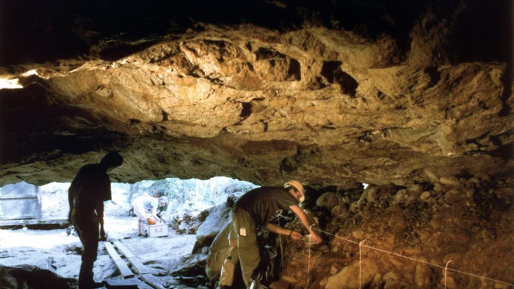 Vain osassa luolasta on tehty kaivauksia. Viimeisin kolmevuotinen tutkimushanke päättyi vuonna 2006.