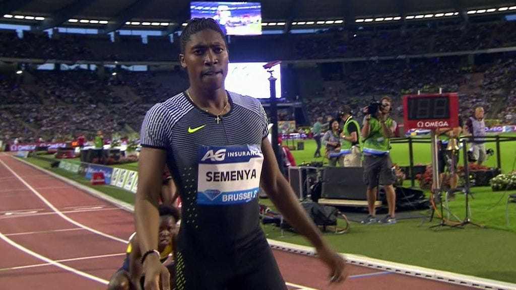 Caster Semenya kävi kyykyttämässä 400 metrin erikoisnaisia Brysselissä.