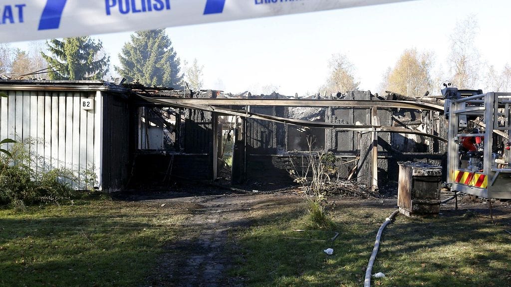 Pohjois-Pohjanmaalla Raahen Pattijoella kuoli kaksi lasta tulipalossa puolenyön jälkeen 13. syyskuuta 2016.