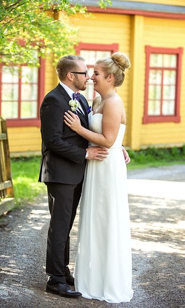 Ensitreffit alttarilla Tiina ja Samuel (2)