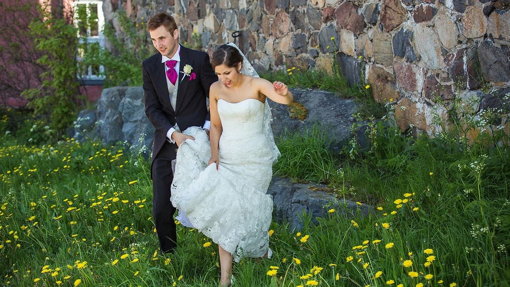 Ensitreffit alttarilla Heidi ja Mikko (1)