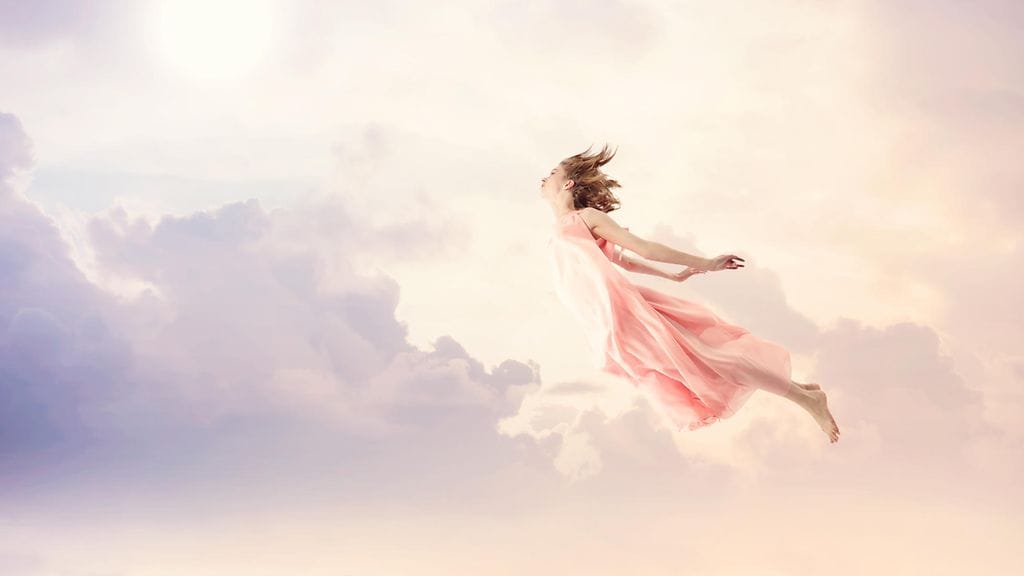 Jos näet usein unta lentämisestä, voit onnitella itseäsi. Elämässä pyyhkii todennäköisesti hyvin!