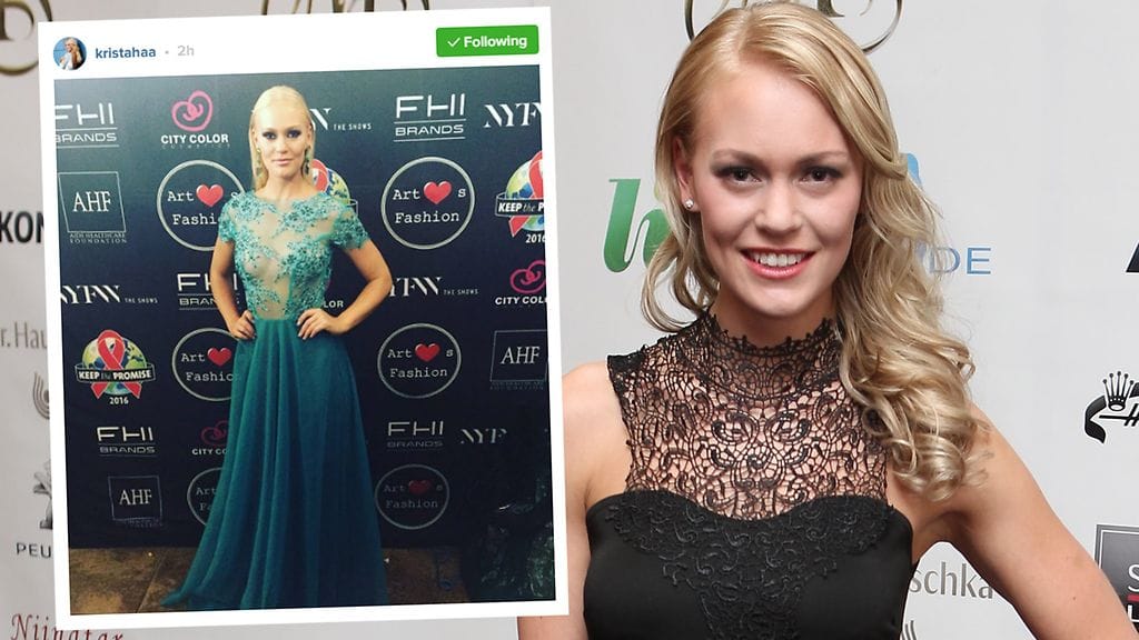 Krista Haapalainen poseerasi New Yorkin muotiviikoilla rohkeassa iltapuvussa, jonka yläosa on läpikuultavaa pitsiä.