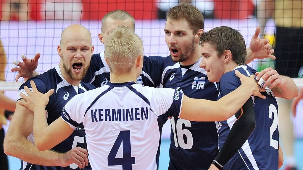 Suomi otti karsintojen avausvoittonsa.