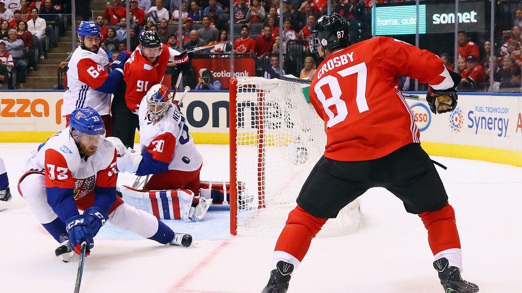 Sidney Crosby teki Kanadalle 1-0-maalin