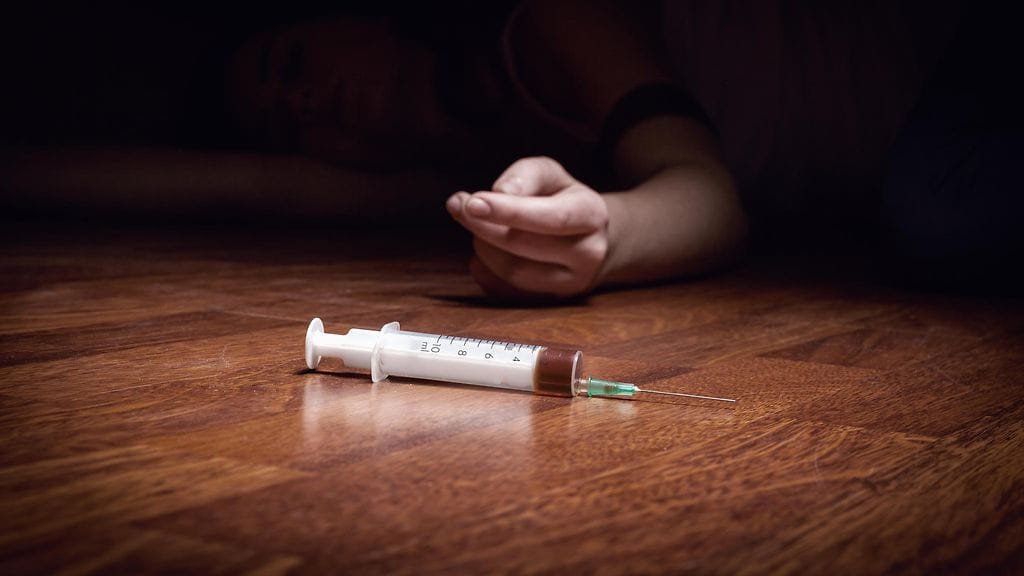 Nuori nainen toivoo, että hänen muutoskuvansa auttaisi mahdollisimman monia pääsemään irti huumeista.