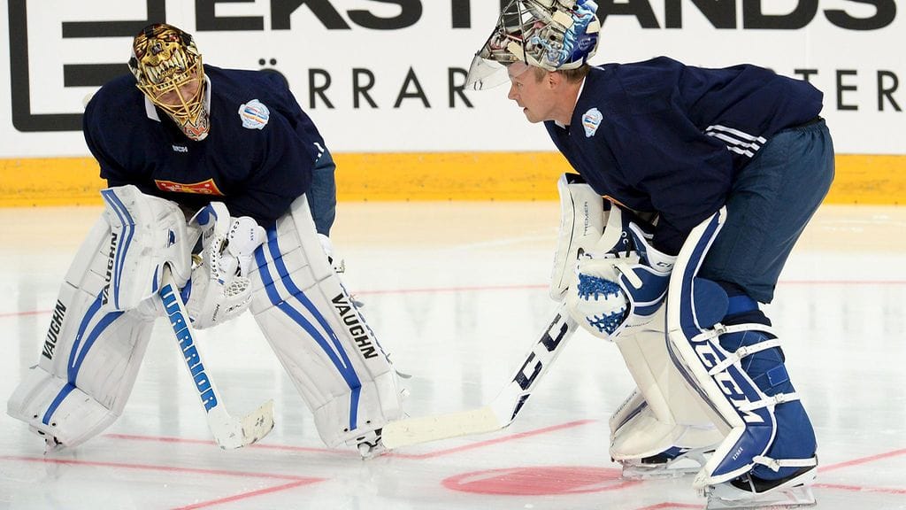 Tuukka Rask (vas.) ja Pekka Rinne.