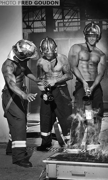 LE CALENDRIER DES POMPIERS 2017 photo et copyright Fred Goudon (3)