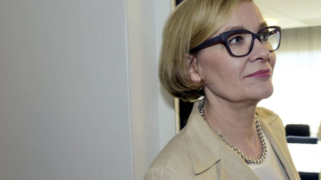 Sisäministeri Paula Risikko (kok.) sanoo pitävänsä täysin mahdollisena, että hallituksen esitys valinnanvapauslaeiksi saadaan valmiiksi ensi viikolla.