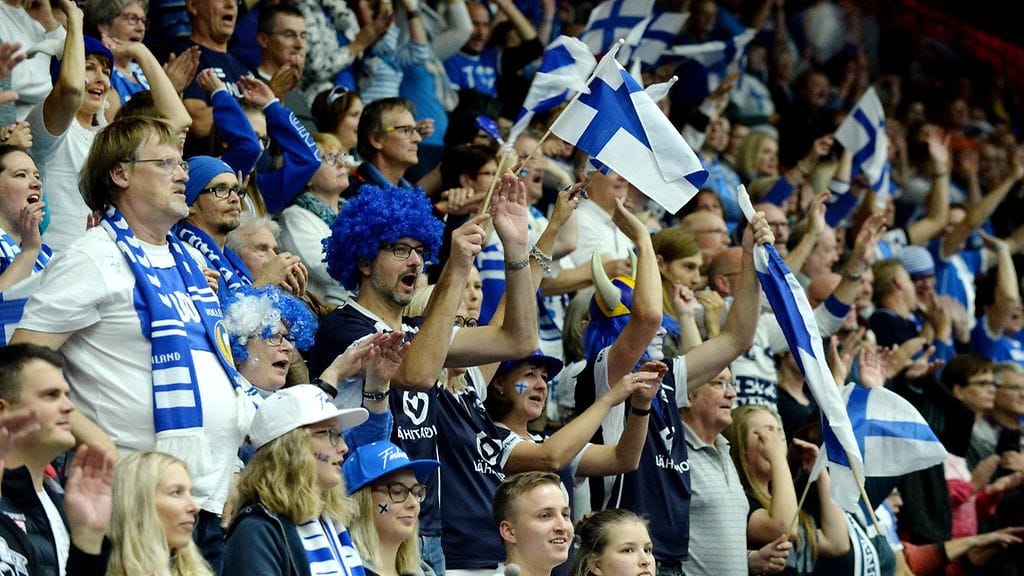 Suomen lentopallofaneja (1)