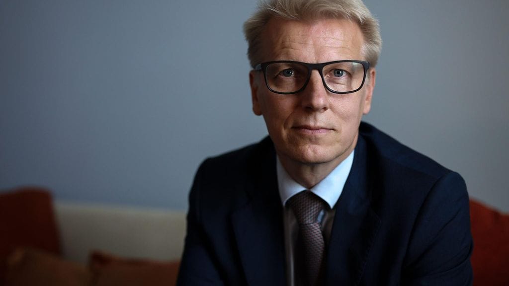 Ympäristöministeri Kimmo Tiilikainen.