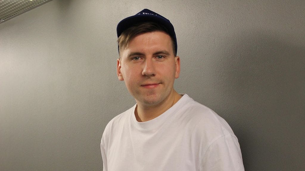 Perussuomalainen Sebastian Tynkkynen aikoo asettua kuntavaaliehdokkaaksi Oulussa.