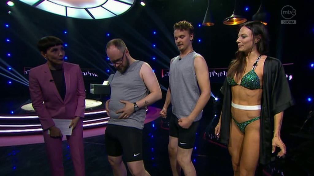 Jonna Nygrén bikineissä 3