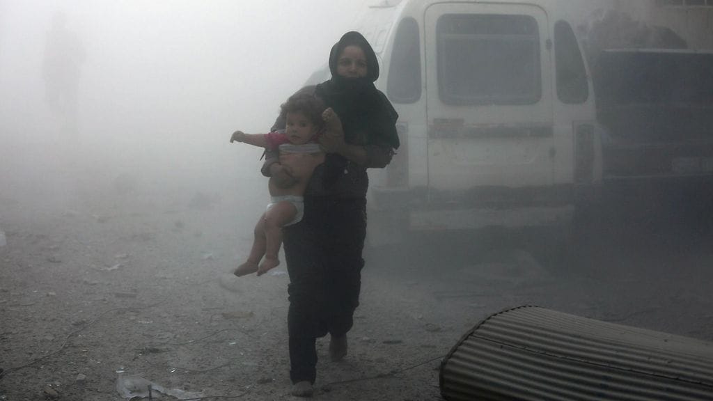 Venäjä ilmoitti eilen aamupäivällä, että Venäjän ja Syyrian ilmavoimat keskeyttävät pommitukset, jotta Itä-Aleppossa olevat siviilit voivat valmistautua evakuointiin.