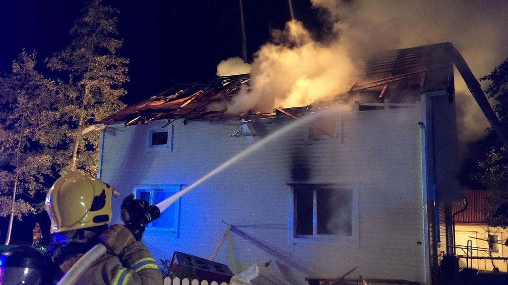 Palo oli jo pitkällä, kun pelastuslaitos pääsi paikalle.