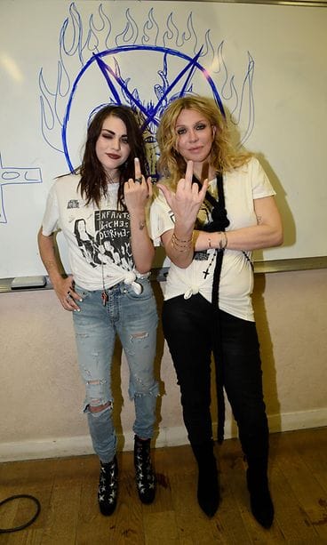 Frances Bean ja Courtney Love Fashion Week Pariisissa 2