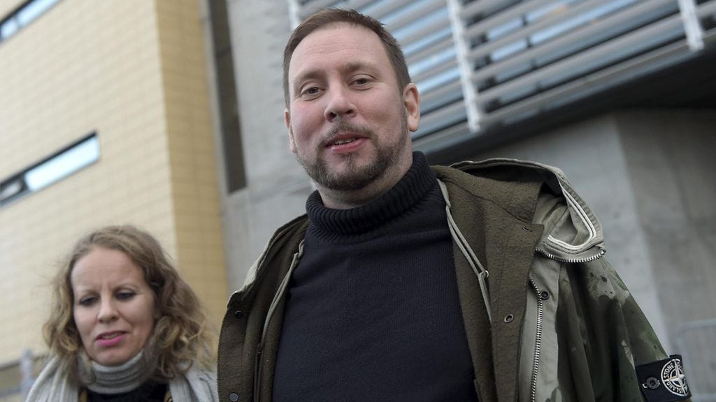 Paavo Arhinmäki seurasi Islanti-Suomi-ottelua paikan päällä.