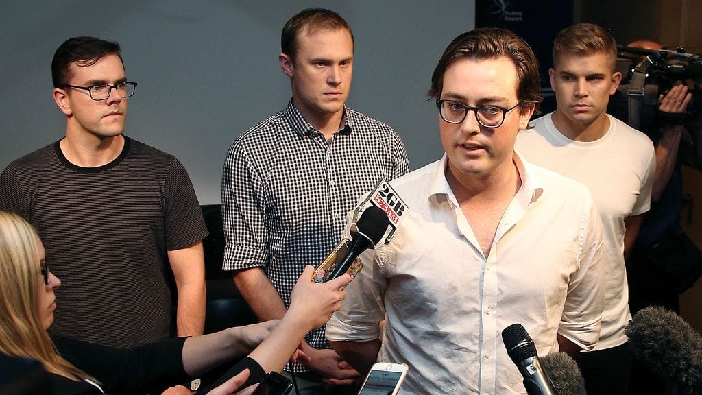 Budgie nine -ryhmän jäsenet esittivät julkisen anteeksipyynnön Malesialle.