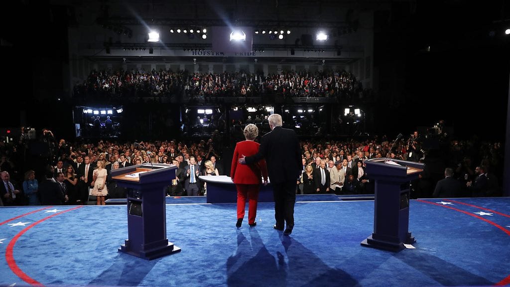 Pääehdokkaat Hillary Clinton ja Donald Trump kohtaavat jälleen - tällä kertaa St. Louisissa Missourissa. Edellinen kaksintaistelu nähtiin New Yorkin osavaltiossa, Hofstran yliopistossa.