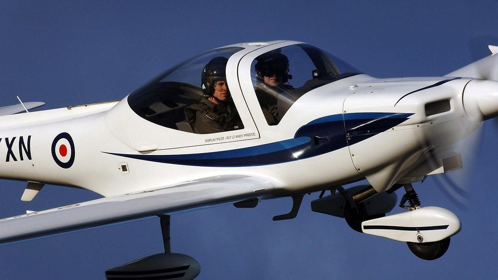 Itse Prinssi Williamkin on lentänyt Grobilla, vuonna 2008.